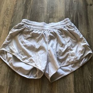 Lululemon Hotty Hot Short 2.5”